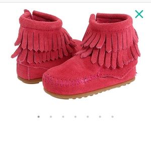 Minnetonka pink fridge booties